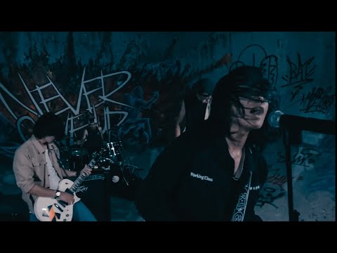 Escape Tonight - Escape Plan Ft Ash Massacre Conspiracy (Official Music Video)