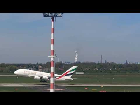 A380 Dubai bricht Landung in Düsseldorf ab und startet durch