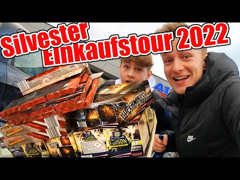 New Year's Eve fireworks shopping tour Aldi Lidl 🤣 TipTapTube