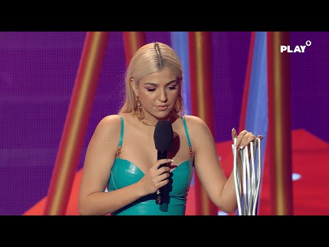 ''Onde Vais'' de Bárbara Bandeira & Carminho - Vencedoras Categoria Vodafone Canção do Ano