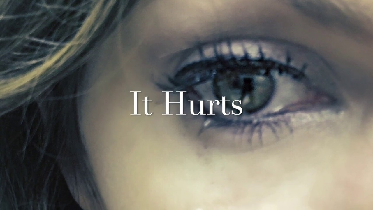 Amber Cole - It Hurts