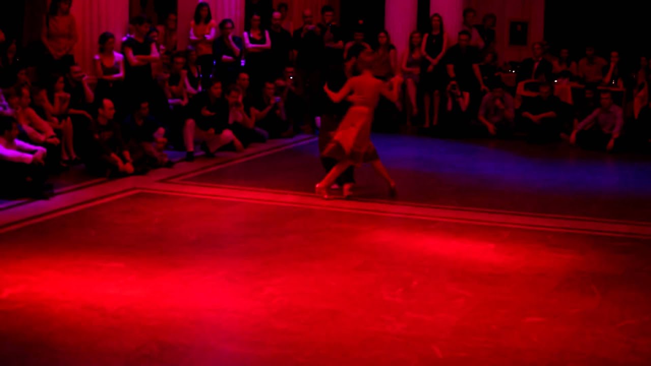 Pablo Rodriguez y Noelia Hurtado @ Belgrade Tango Encuentro 2010 (2/4)