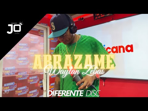 ABRÁZAME, Waylan Zebas - Diferente Disc Y El Temible Music (Video En Vivo)