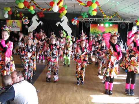 02-2014 Optreden Sjtadssjool in de Oase 'Wie eine wèk'