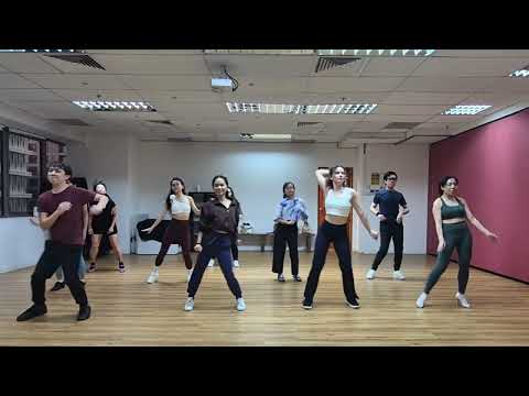 Caliente Dance Studio Singapore - Bachata solo shines choreo Rosas - Dani J and Kewin Cosmos