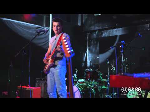 Kit Trigg - Seventeen (Live @ 93 Feet East Sessions)