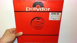 Level 42 - Love meeting love (1980 Full length version)