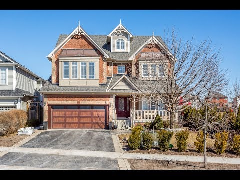 31 Selkirk Drive Whitby