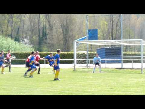 Coup-franc sur la barre