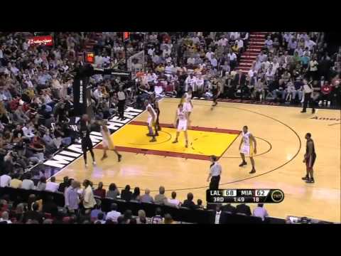 HD   Dwyane Wade Highlights Vs Los Angeles Lakers   March 10th 2011 1080p