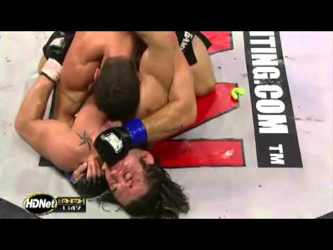 VFC 40 - DAKOTA COCHRAN PREVIEW