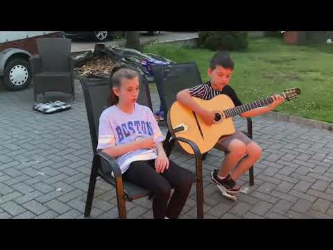 Georgia Balke mit ihrem Bruder Falko Balke - Felling Good