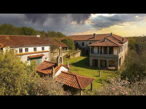 Why Did This Noble Family Abandon Their 17th Century Knights Palace?