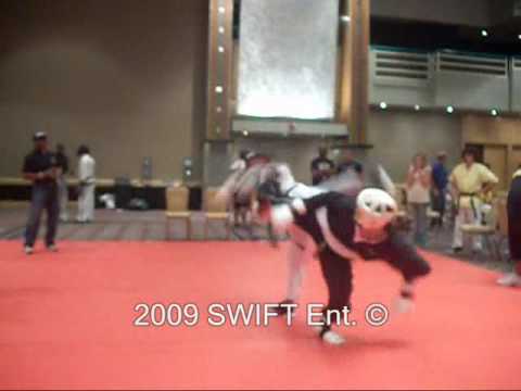 Andres Gonzalez vs. Joe Fife 2009 BOA