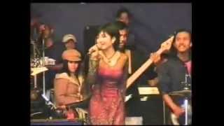 Download lagu Bunga Surga mp3