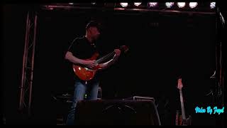 Ian Bairnson plays  &quot;To One In Paradise&quot; chords with guitar effects