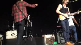 Cody Simpson - Happy Little Hippie  (European Tour 2015) Lisbon, Portugal