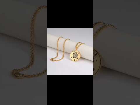 Click to copy link: https://lajoliebebelle.bigcartel.com