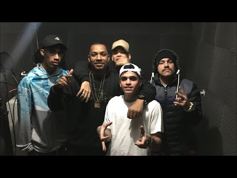 Medley Exclusivo MCs Charles, Theuzyn, Talibã, Novinho da Praça, Chapô (Studio Dj W)