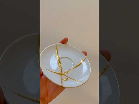 ㊗️ Repairing Broken Ceramics Kintsugi⚜️ #art #artist #artwork #kintsugi #broken #ceramic #shorts