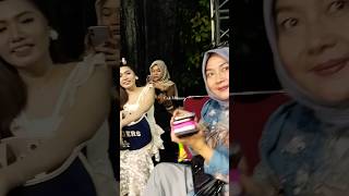 Download lagu ketika Hp Adella girl di rampas Bunda Henny #adella#hennyadella mp3