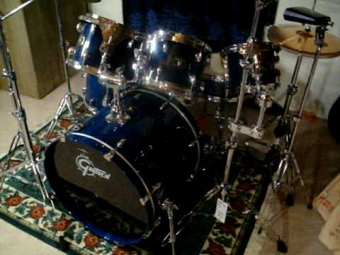 My Cobalt Blue Gretsch drum tour