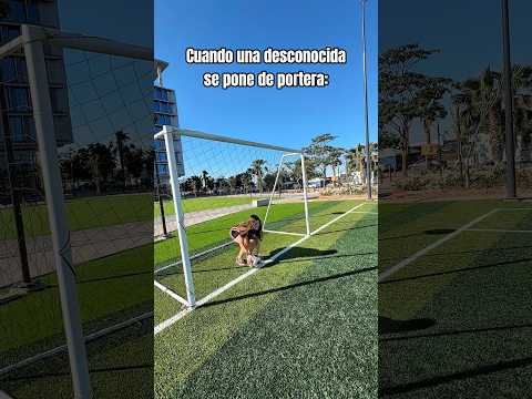 CUANDO TU MEJOR AMIGOS SE PONE DE PORTERO: #futbol #humor