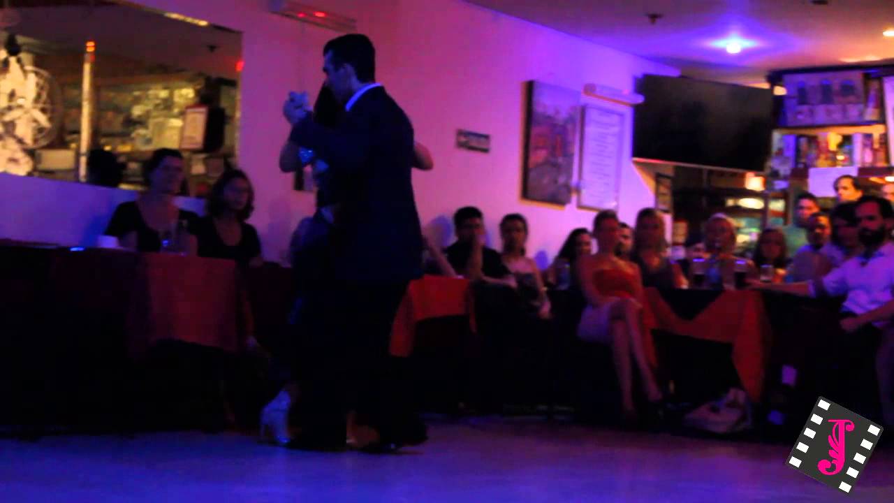 SABRINA TONELLI Y HORACIO HERRERA en MILONGA10 (Milonga)
