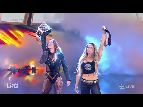 Trish Stratus & Becky Lynch VS Liv Morgan & Raquel Rodriguez 1/2