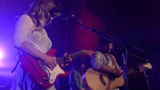 Angus &amp; Julia Stone   Big Jet Plane Milk Live At The Chapel