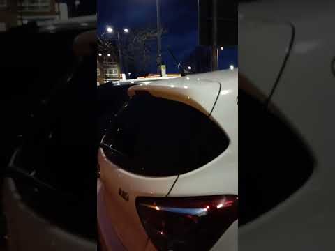 Feuerwehr in Goch Ziegel fallen vom Dach letzte Woche Freitag ist das passiert🙁😯