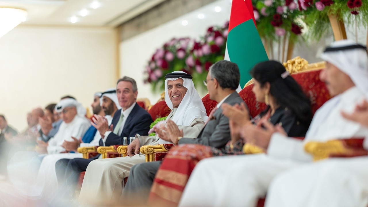 صورة بعنوان: Youtube Image