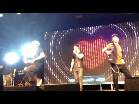 KIM HYUN JOONG NO BRASIL (2K13 FEEL KOREA) 2013  SÃO PAULO KISS KISS