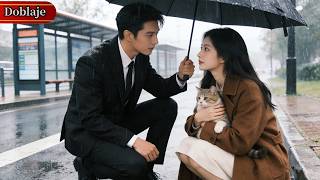 La chica se casó con el frío CEO por contrato, y él quedó cautivado por su bondad！