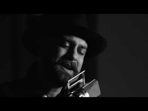 River Matthews - Undo Ordinary (Acoustic Session)