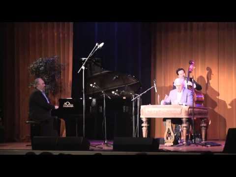 Tata Mirando Ensemble olv Djangela Mirando video 4van10