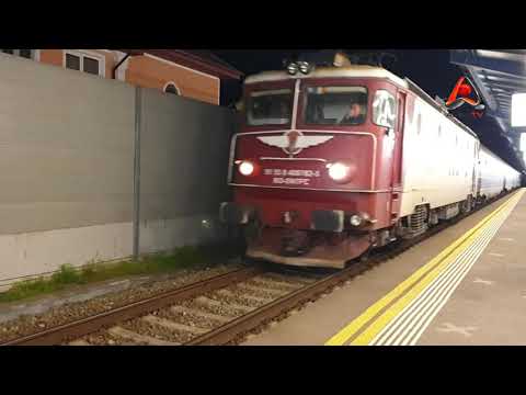 Cum arată interiorul trenului care străbate România, la CLASA I ?