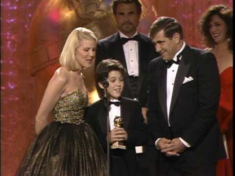 Wonder Years Wins Best TV Series Musical or Comedy - Golden Globes 1989