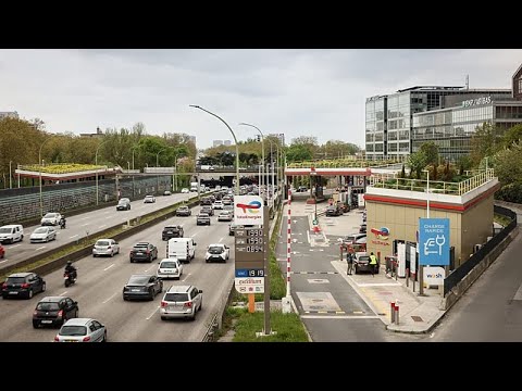 Video Thumbnail: Bauarbeiter blockieren Straßen in Frankreich wegen hoher Spritpreise