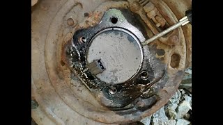 KIA ABS Problem - 2016 Sportage Rear Hub Sensor Defective. Also including handbrake adjustment.