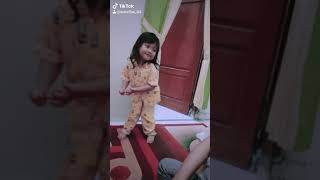 Download lagu Bocah lucu viral joget jaipong mp3