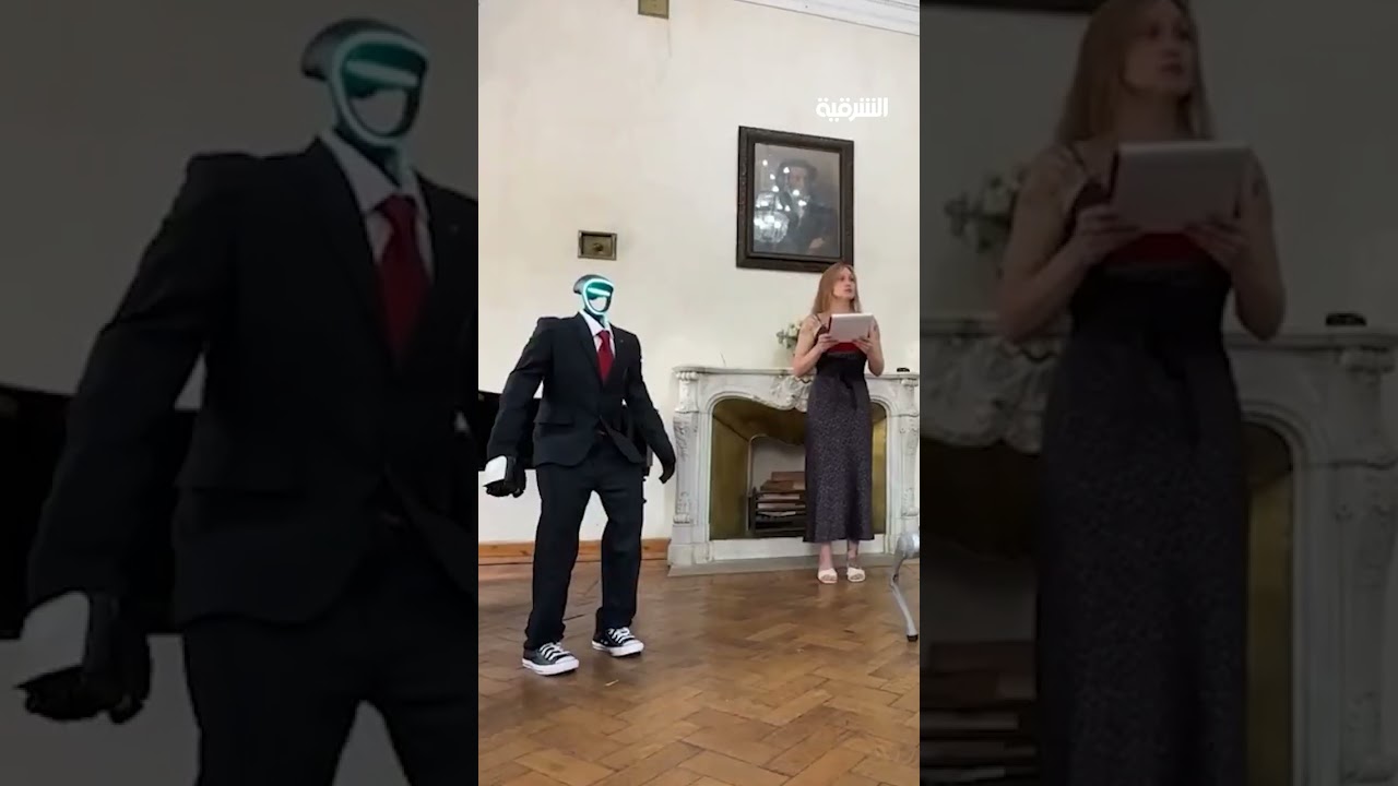 فيديو | إقامة أول حفل زفاف بين روبوتين داخل مكتبة بوشكين في العاصمة الروسية #موسكو
