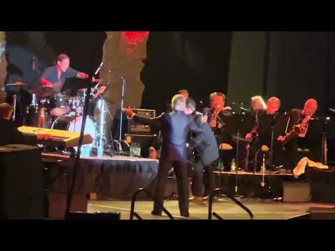 Frankie Avalon - California Sun 2024