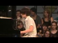 12 ти летний мальчик поёт Paparazzi!нереально красивый голос! 