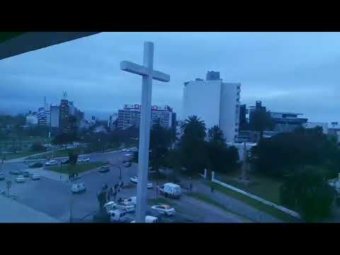Video de YouTube - Apartamento de dos dormitorios en venta en Tres Cruces con garaje, con renta