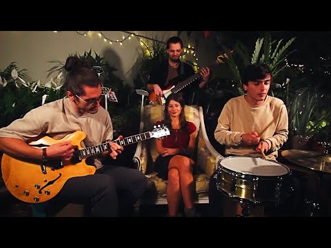 Naia - Rest My Mind (Official Video)