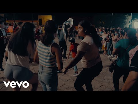 Miniatura de La Cumbia Del Pistolero (En Vivo)