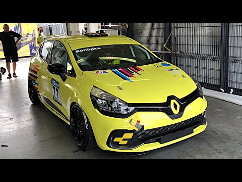 Renault Clio Cup IV in Action at Slovakia Ring