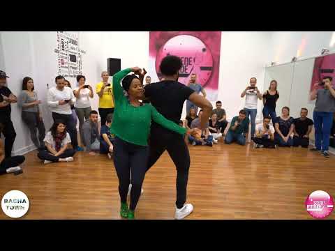 Terry SalsAlienza Cécile Marc Anthony   Parecen Viernes Scène 3 Attitude online video cutter com 2