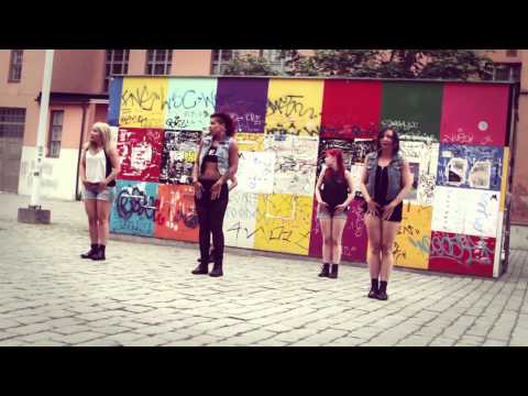 TheMISSfits to Rihanna - Jump